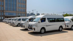 北汽福田與沙特簽署KD工廠合作備忘錄並交付千輛定制校車 位置：資訊