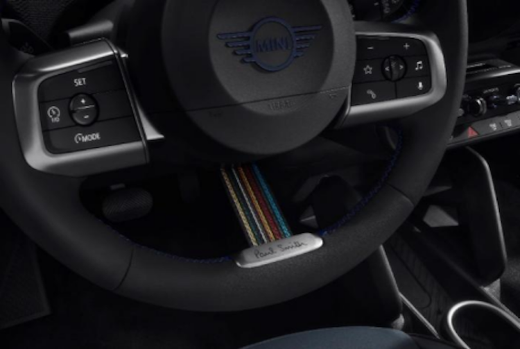 兩大經典英倫符號再攜手 MINI PAUL SMITH 設計師款全球首秀  位置：資訊_fororder_【10】兩大經典英倫符號再攜手 MINI PAUL SMITH 設計師款全球首秀1181