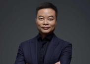 小鵬汽車發佈2025年財報：全年營收767.2億元、現金儲備476.6億元