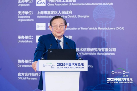 從“引進”到“輸出” 中國汽車全球化走出特色航路  位置：要聞列表+移動端資訊_fororder_[8]從“引進”到“輸出” 中國汽車全球化走出特色航路1198
