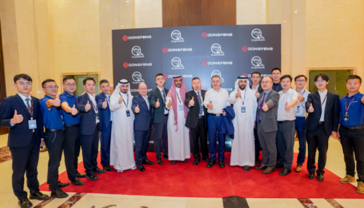 3款商用車沙特上市發佈 東風開啟海外合作新篇章  位置:資訊_fororder_【3】3款商用車沙特上市發佈 東風開啟海外合作新篇章244