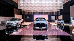 【資訊+移動端資訊】無限“新”境 英菲尼迪全球旗艦車型QX80中國首秀