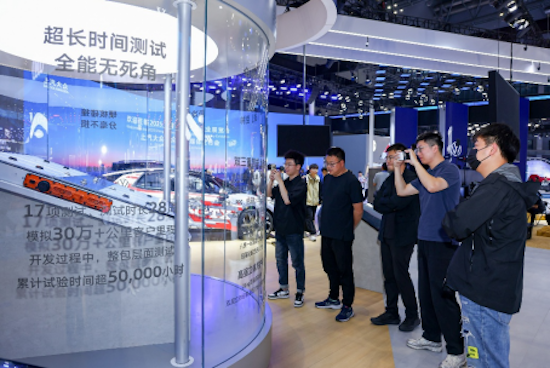 【資訊+移動端資訊】從 “造車” 到 “造生態”：上汽大眾車展亮出科技品質組合拳_fororder_【1】從 “造車” 到 “造生態”：上汽大眾車展亮出科技品質組合拳991
