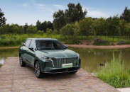 插混大五座SUV--紅旗HS6 PHEV開啟預售