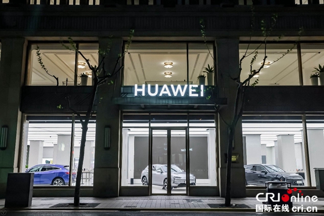 汽車頻道【焦點輪播圖+産經】OPPA籌備造車 科技品牌“常規化”軍備競賽_fororder_賽力斯華為智選SF5入駐華為全球旗艦店