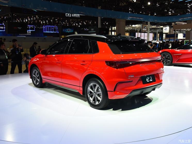 汽車頻道【6月14日】【首頁汽車資訊列表+要聞列表】整體設計極具年輕化 比亞迪e2內飾官圖