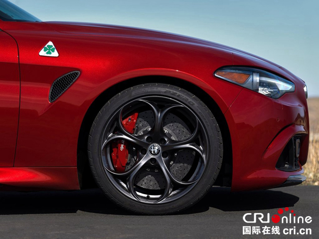 圖片默認標題_fororder_Alfa_Romeo-Giulia_Quadrifoglio-2016-1024-83
