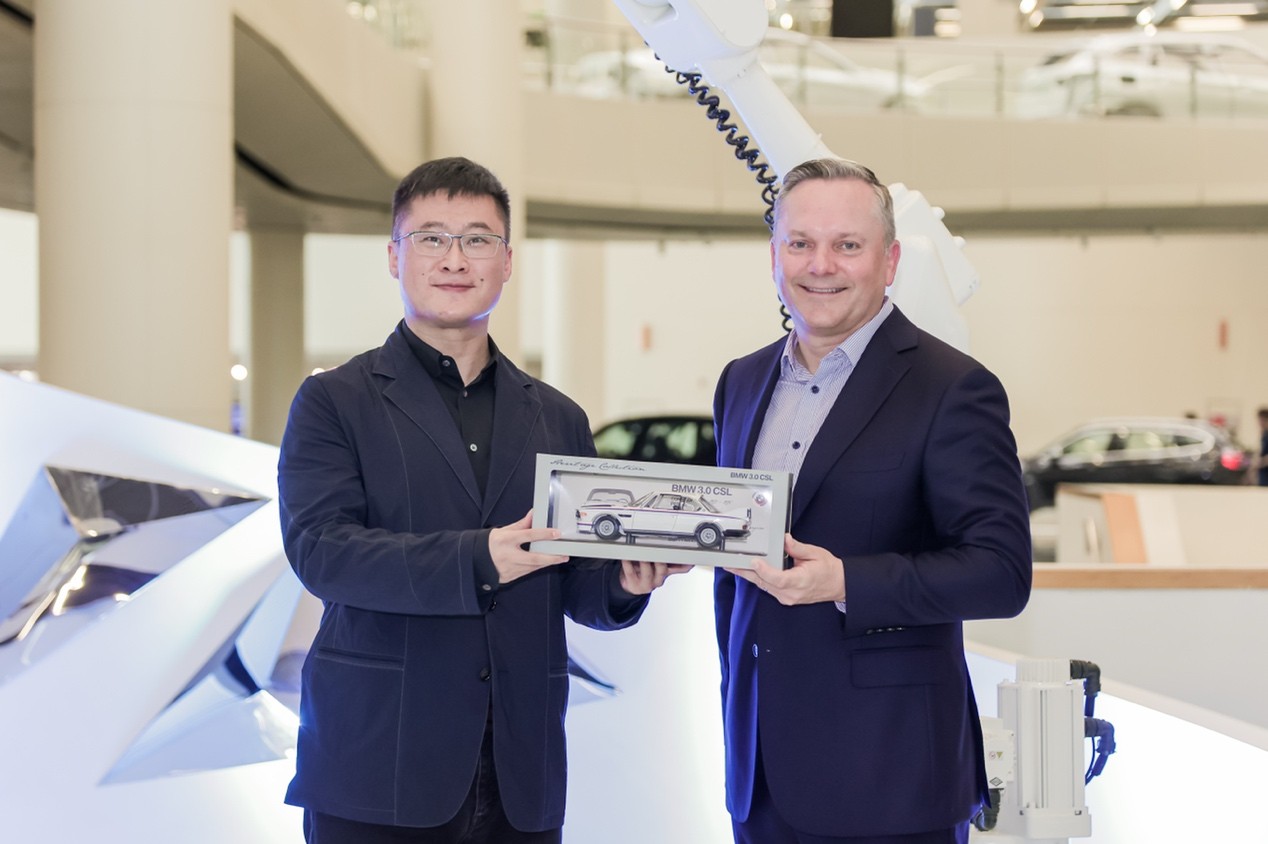 楓葉租車-華晨寶馬戰略合作簽約暨全新BMW i3大客戶交車儀式舉行