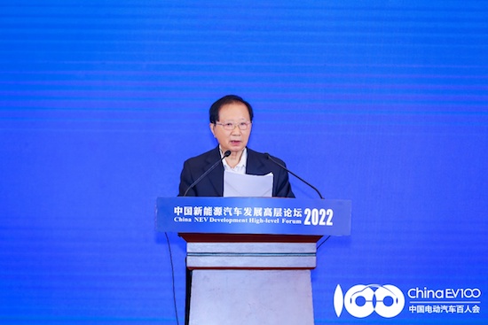 陳清泰：全球新能源汽車競爭已開始 中國企業絕不能滿足現狀_fororder_image001