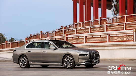 為什麼説全新BMW i7是寶馬最強的7係？_fororder_image002