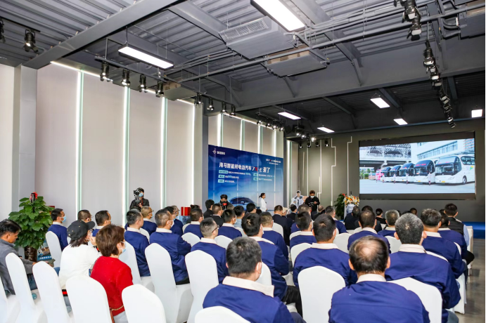 海汽集團與海馬汽車簽訂戰略合作協議 共建海南綠色智慧出行體系