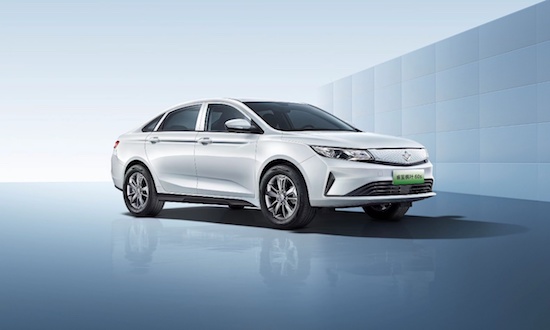 睿藍汽車加速佈局海外市場 200台睿藍楓葉60s再發智利_fororder_image006