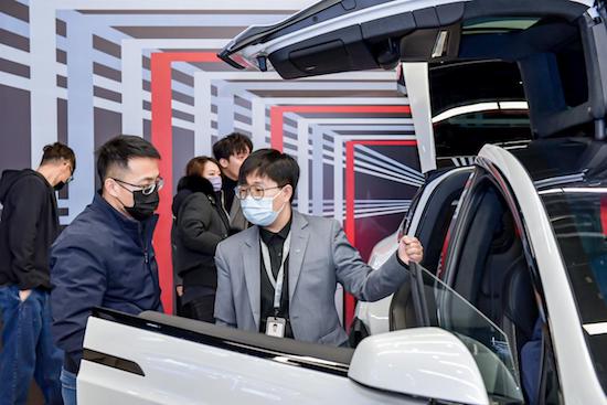 通州又現科技打卡地 特斯拉Model X Plaid北京巡展來到通州萬達_fororder_image006