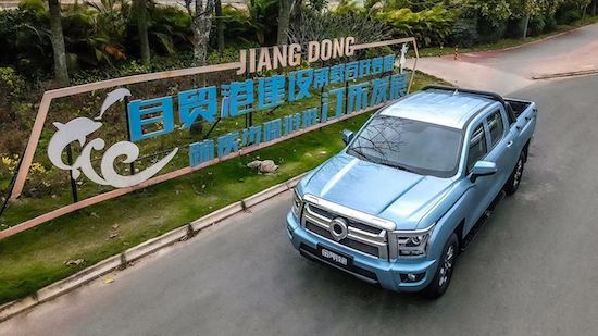 創業新裝備 10萬元級自動擋皮卡金剛炮正式上市_fororder_image008