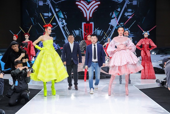 專屬跑車的百萬級高定？哪吒GT發佈中國首個SS DRESS CODE_fororder_image001