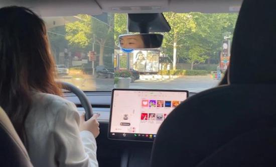 再進化的特斯拉Model Y開啟大規模交付 受全國車主好評_fororder_image004