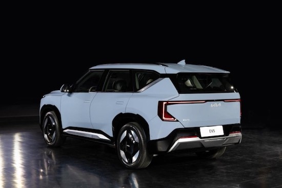 起亞在“Kia EV Day”上發佈EV5及兩款概念車型 加速電動汽車普及_fororder_image008