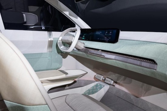 起亞在“Kia EV Day”上發佈EV5及兩款概念車型 加速電動汽車普及_fororder_image015