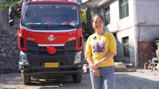 女人也能開大車 運輸路上的巾幗佳話_fororder_image001