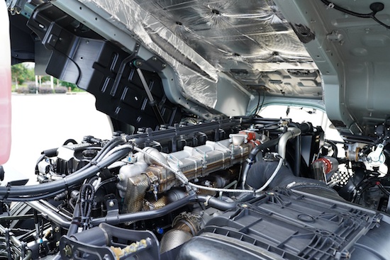 自重輕 又省氣 乘龍H5V LNG開啟燃氣車智享新時代_fororder_image002