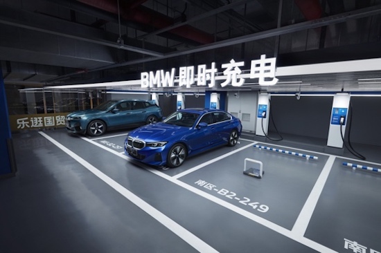 全新BMW 5係長軸距版全球首發_fororder_image010