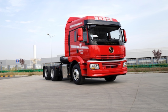 標載利器重磅來襲 陜汽商用車德禦Q300牽引車即將上市_fororder_image001