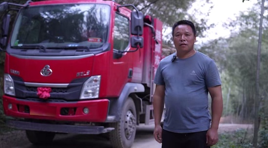不畏崎嶇 乘龍L3助力李老闆解鎖山區砂石運輸難題_fororder_image001