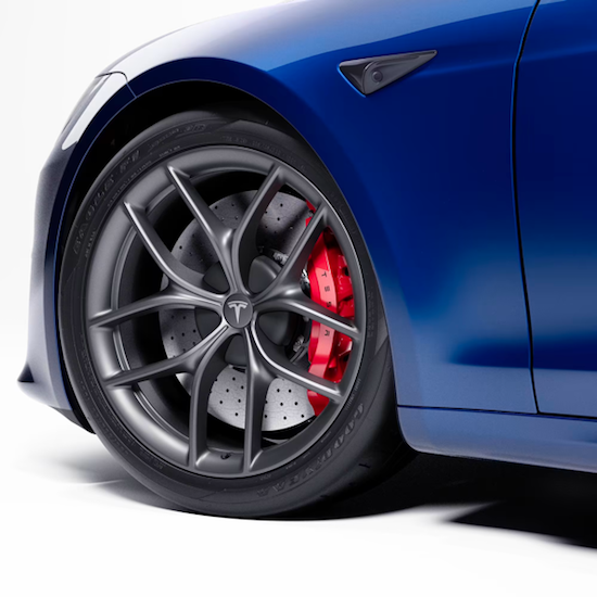 比飛機起飛還快 Model S Plaid碳陶瓷剎車套件上線 322公里時速解鎖_fororder_image003