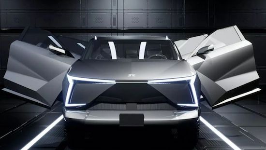 賽博朋克設計風的RoboTruck 1T亮相美國_fororder_image001
