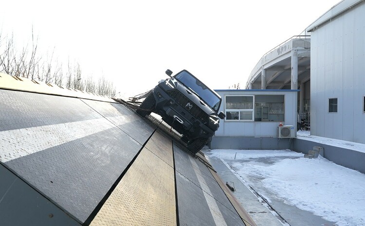 【汽車頻道 資訊】猛士917榮獲國內首張越野性能認證證書
