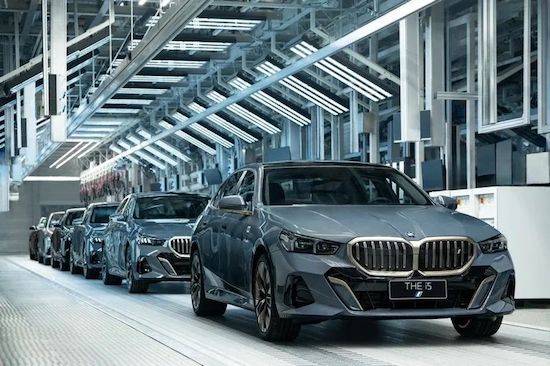 瀋陽大東工廠20週年、X5 25週年、i8 10週年……2024年寶馬的大型紀念日_fororder_image002