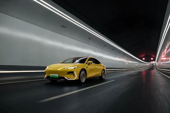 吉利汽車2023年營收創新高 2024年將推9款新能源車_fororder_image002