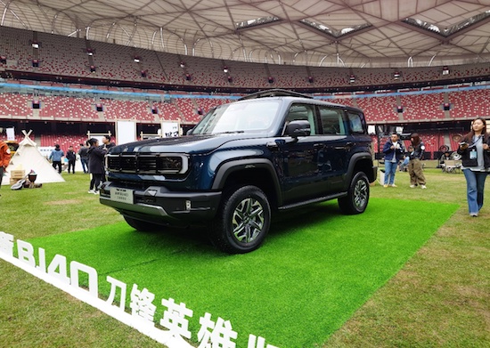 北京越野春季發佈會：BJ30首搭“魔核電驅”/BJ40刀鋒英雄版預售_fororder_image001