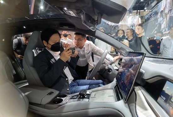 趙長江喊話雷軍 一起超越進化向前_fororder_image003