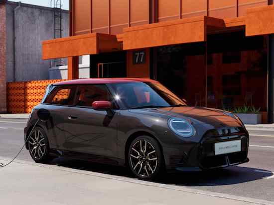“帶電”新生 迷你如初 全新電動MINI Cooper即將登陸中國_fororder_b385d5aaeb8a5ebd8509b33f0aa0425d