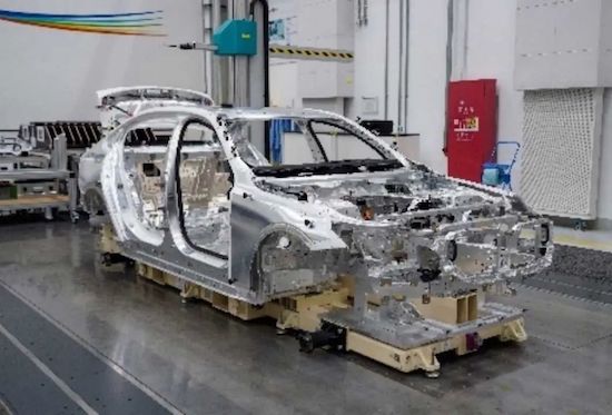 以品質為標準 BMW 5係進入全新智慧時代_fororder_image003