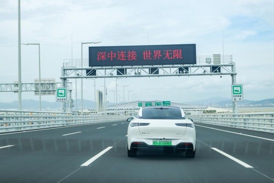 深中通道正式開通 昊鉑GT全球款成為無圖智駕橫跨第一車_fororder_image003
