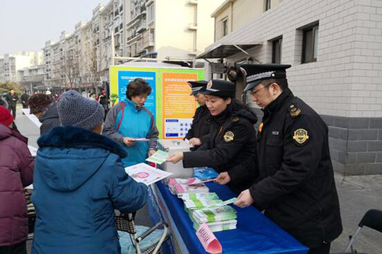 三年惠及近萬居民！流動科普“大篷車”開到天橋居民家門口