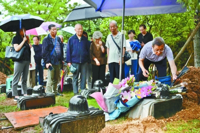 八寶山革命公墓烈士紀念園啟用