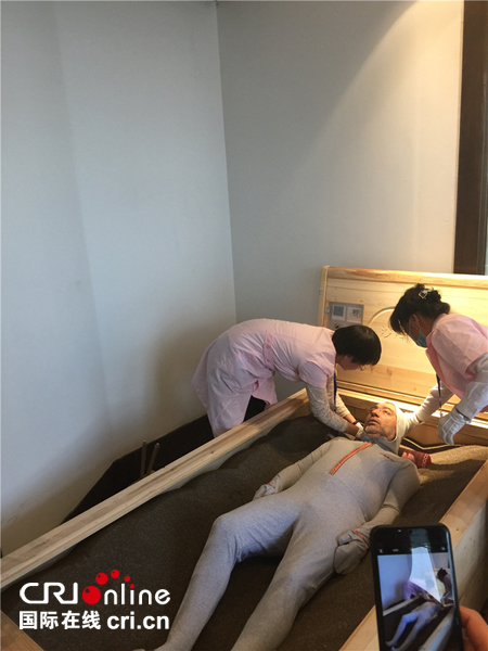 第四季"絲路名人中國行"走進新疆高新技術産業開發區