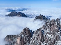 雪後黃山景美如畫