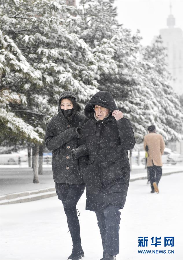 吉林長春：春分時節雪紛紛