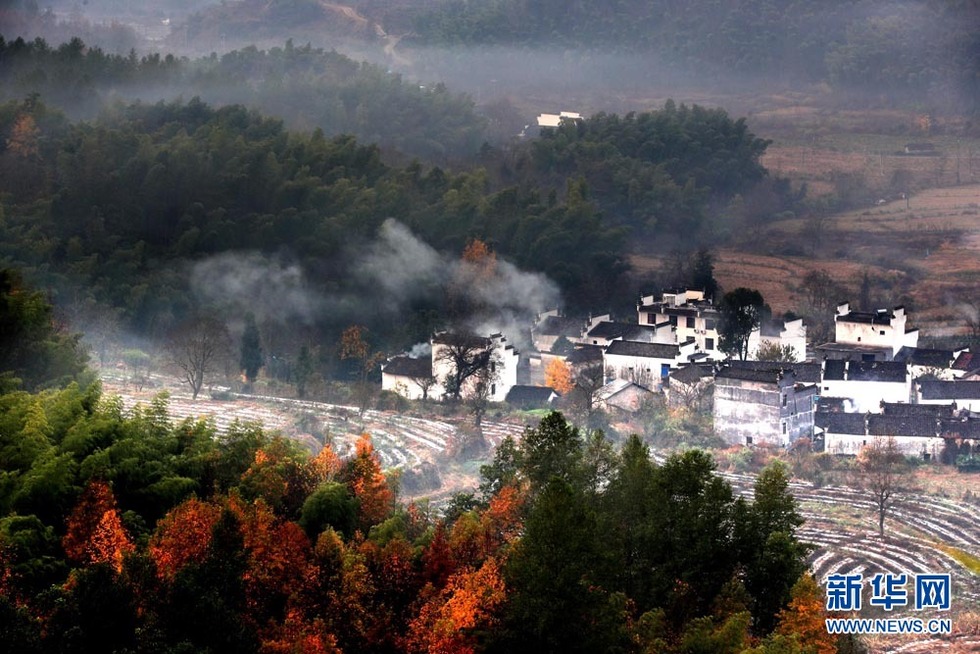 安徽塔川古村：雲霧塔川如仙境