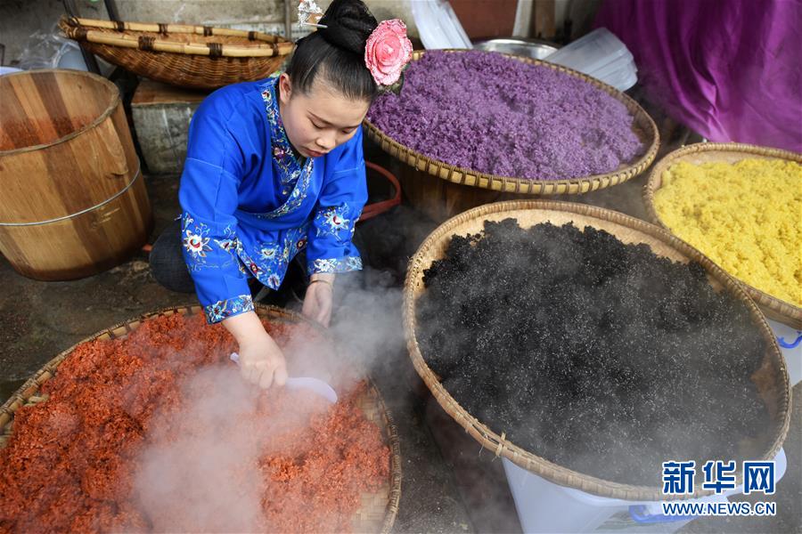 貴州臺江：趕制“姊妹飯” 喜迎姊妹節