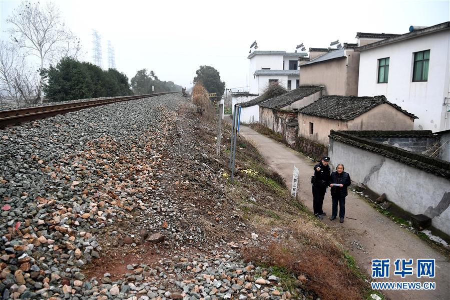 安徽：鐵路線上的“獨行俠”