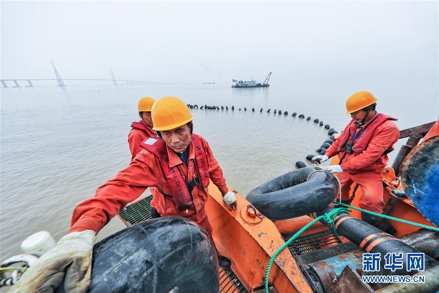 浙江舟山500千伏交聯聚乙烯海纜敷設工程完工