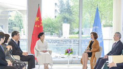 Peng Liyuan Visits UNESCO Headquarters, Meets Agency Chief