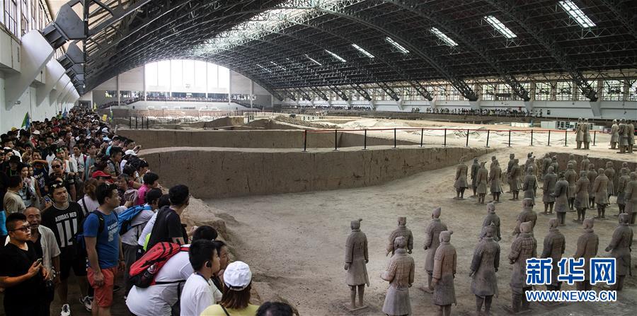 西安：秦兵馬俑迎來參觀旅遊高峰