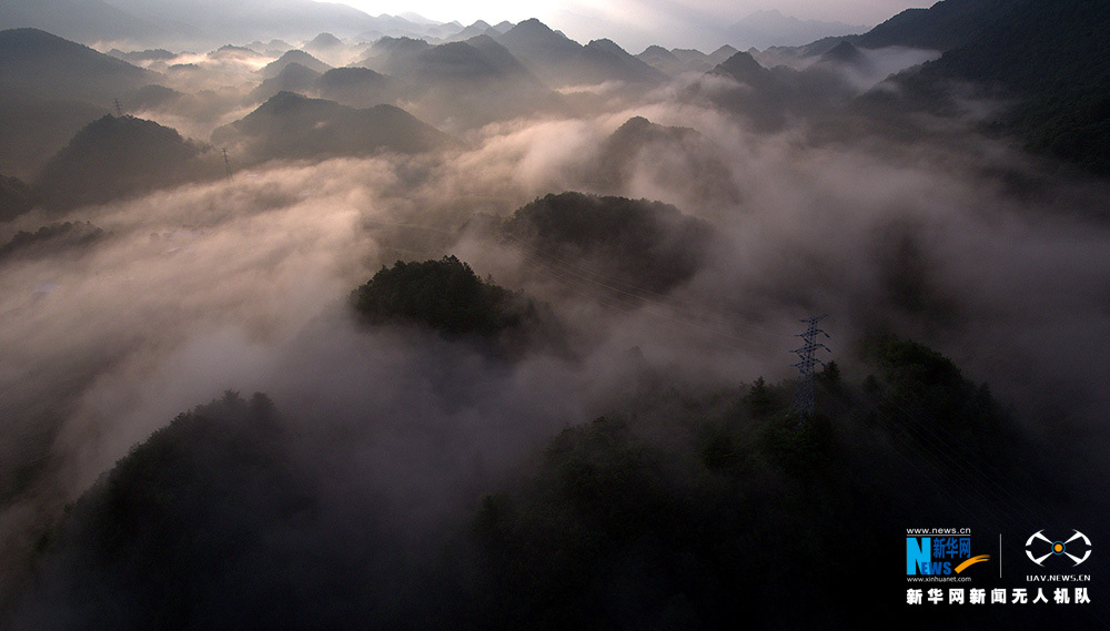 航拍重慶紅池壩夏日農忙 成山間獨特風景