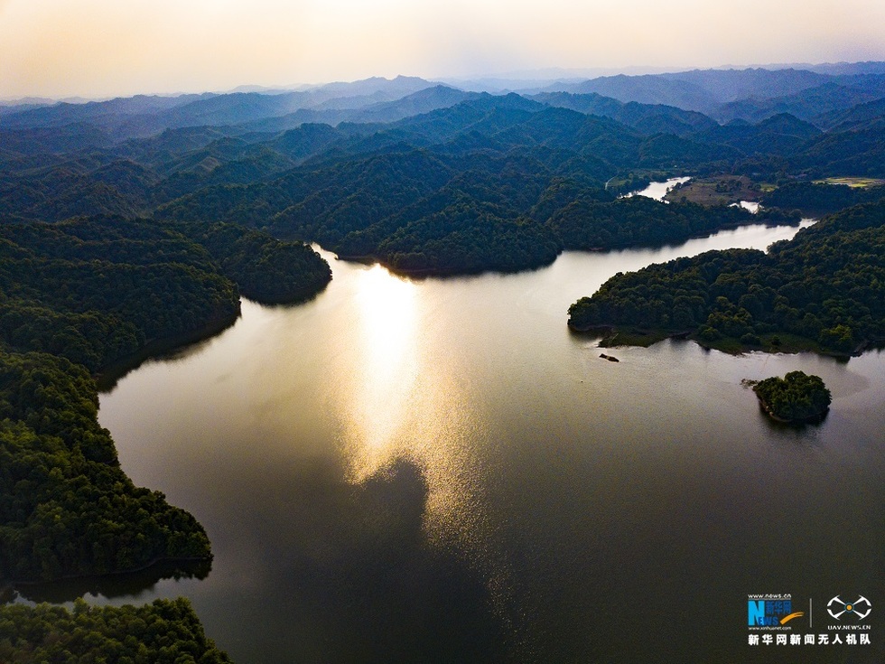 航拍江西宜豐夏日淵明湖畔掠影